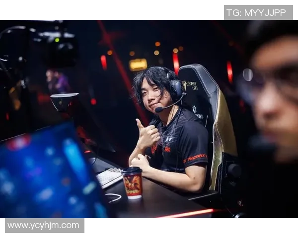 FPX战术解析：深入探讨CSGO中的转换体系与团队协作策略